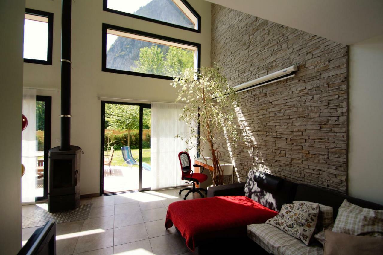 #Lemasdoisans Au Pied De L'Alpe D'Huez Via Bourg D'Oisans L'Etoile Des Glaciers Le Bourg-dʼOisans Екстериор снимка